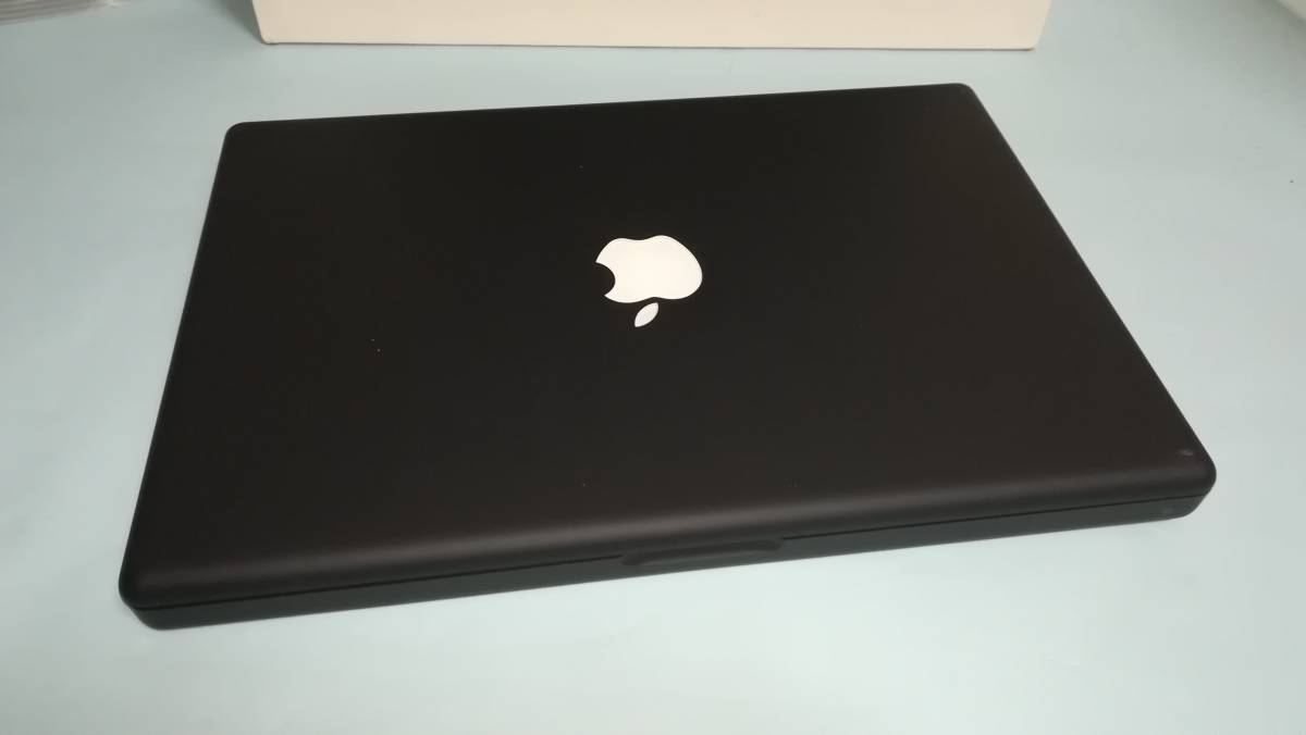 Apple MacBook 13-inch (Late 2006)