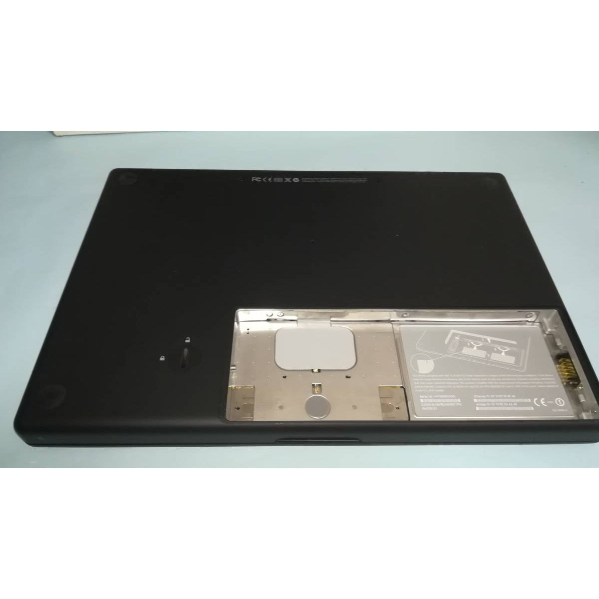 Apple MacBook 13-inch (Late 2006)